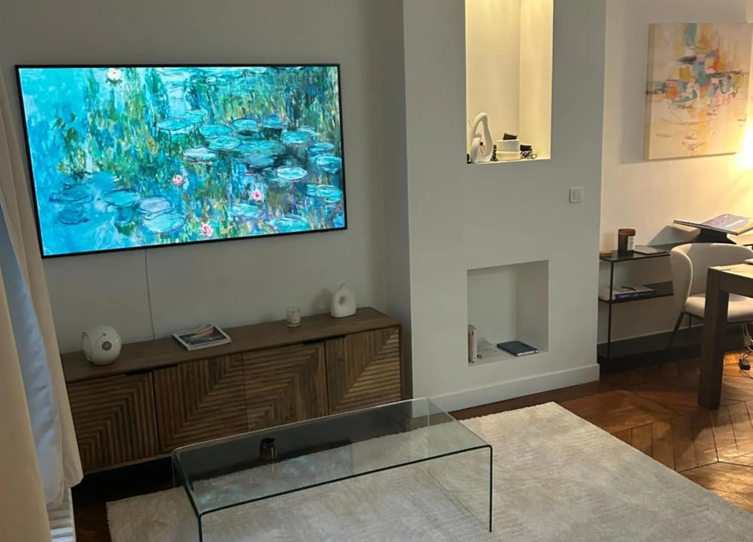 Typical Parisian Flat Central Paris By Montmartre Apartment